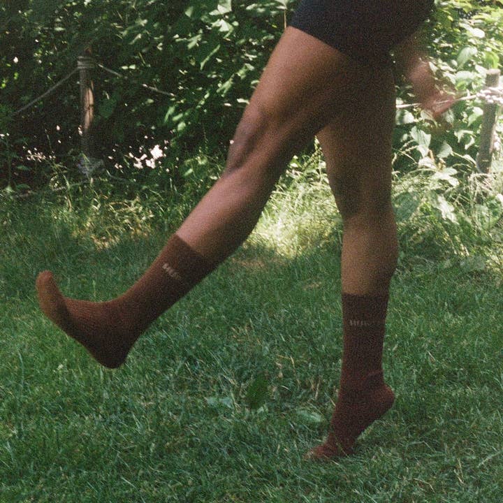 Brown Compression Socks for wholesale by HUETAPE