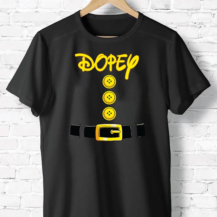 Chemise de Noël Dopey pour costume de nain, drôle de Noël nain pour la vente par ShopLukeGifts