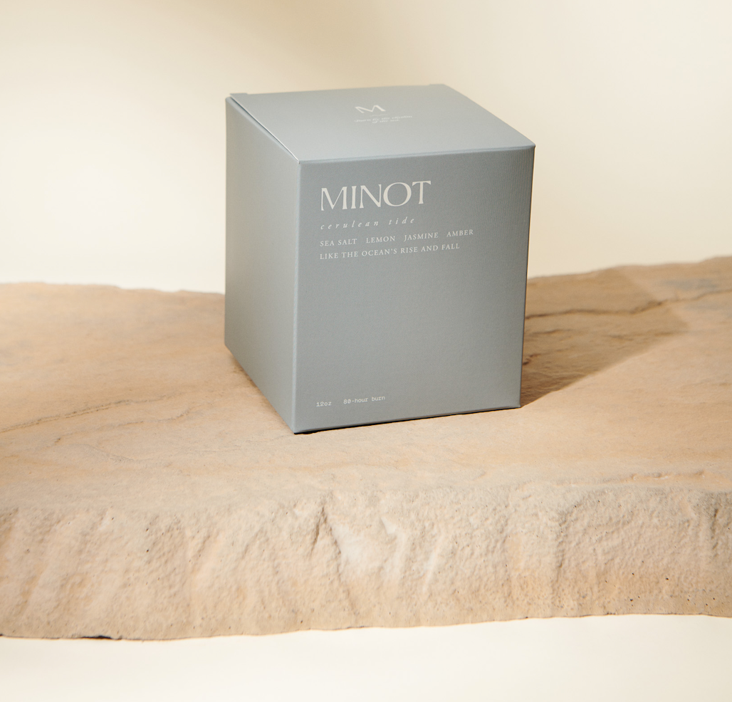 Minot – Vela em jarro/copo por atacado – Maré Cerúlea - Vela de Soja Luxuosa e Não Tóxica, 12 oz.1