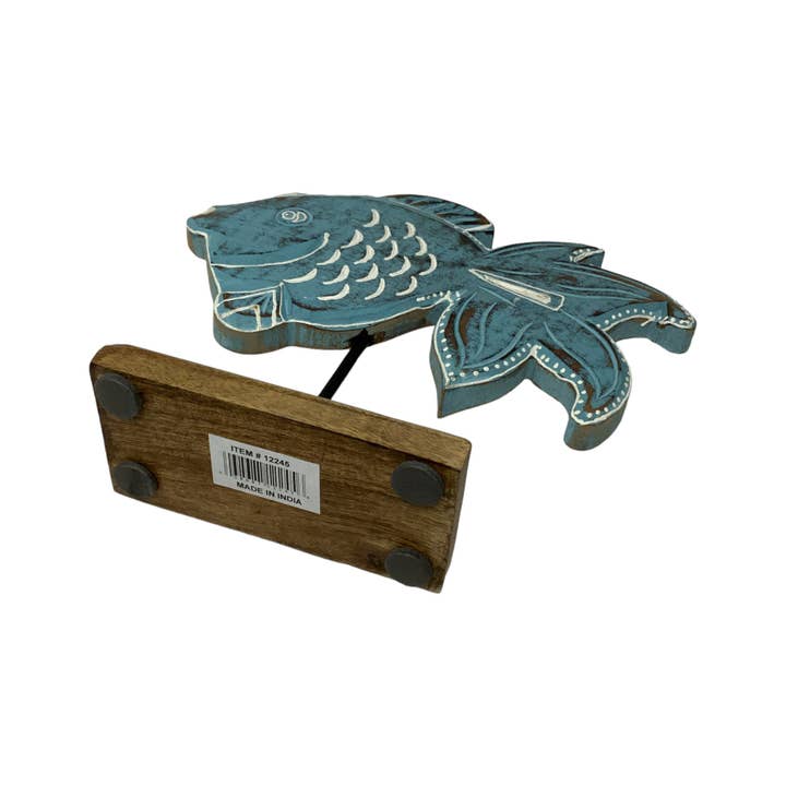 Wilco Home - Vente Décorations de table - Poisson rouge Gomez en bois sculpté sur tige en métal avec base7