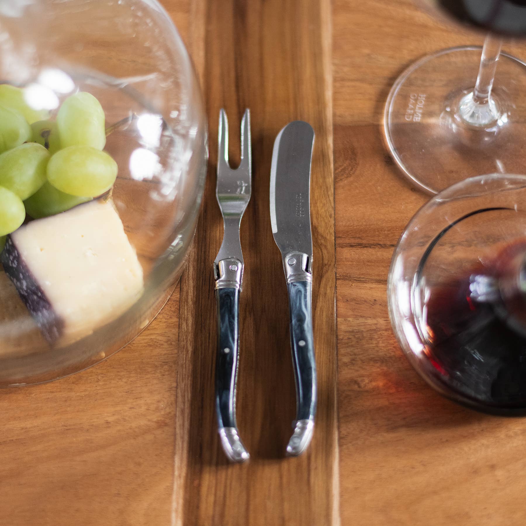 etúHOME - Venta al por mayor Utensilio para servir - El tenedor de queso Laguiole francés original, mármol gris3