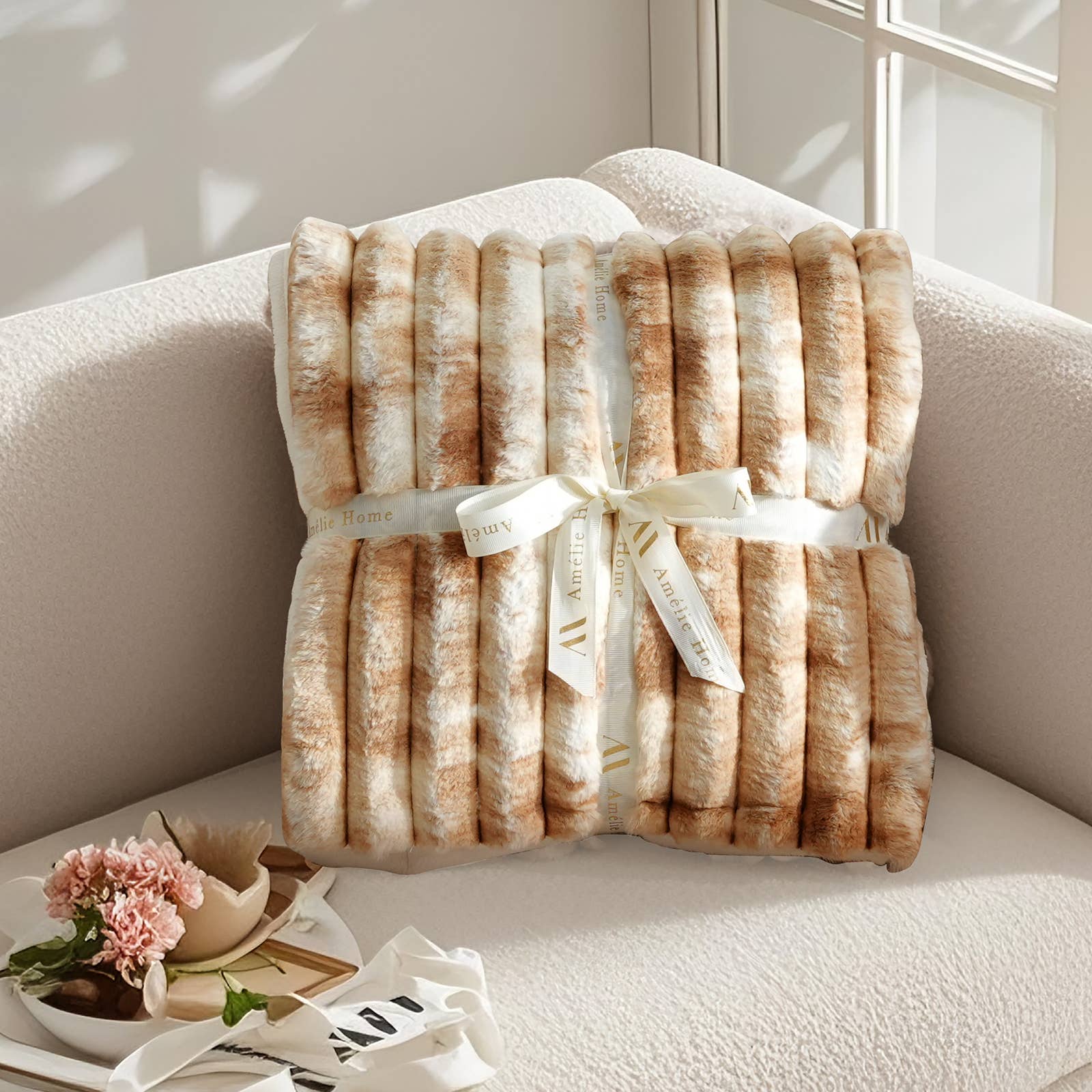 DreamValley - Wholesale Throw Blanket - AH Faux Rabbit Fur Luxurious Striped Throw Blanket 55"x70"8