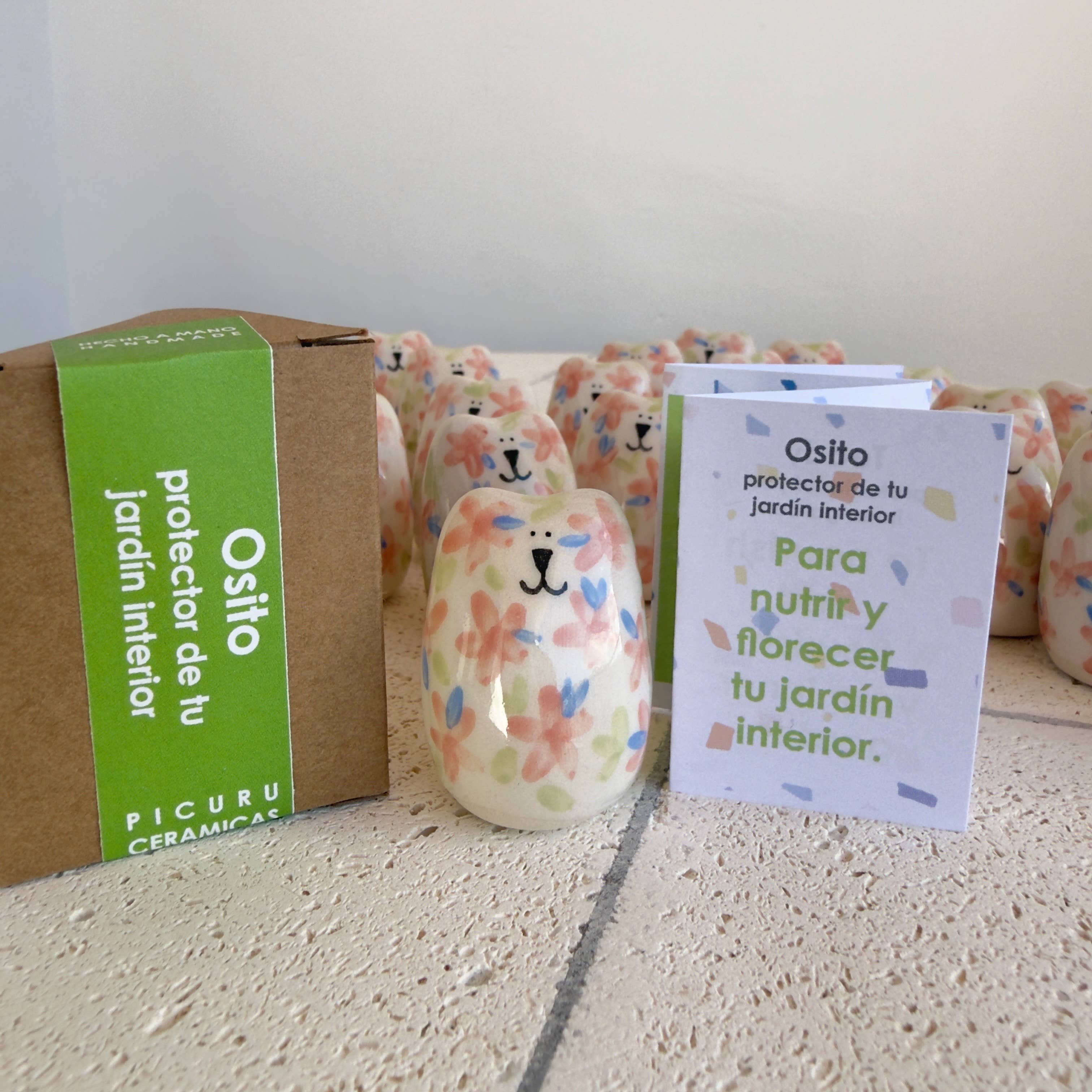 Picuru ceramicas - Wholesale Decorative Figurine - Amulet Little Bear protector of your inner garden, 5 languages3