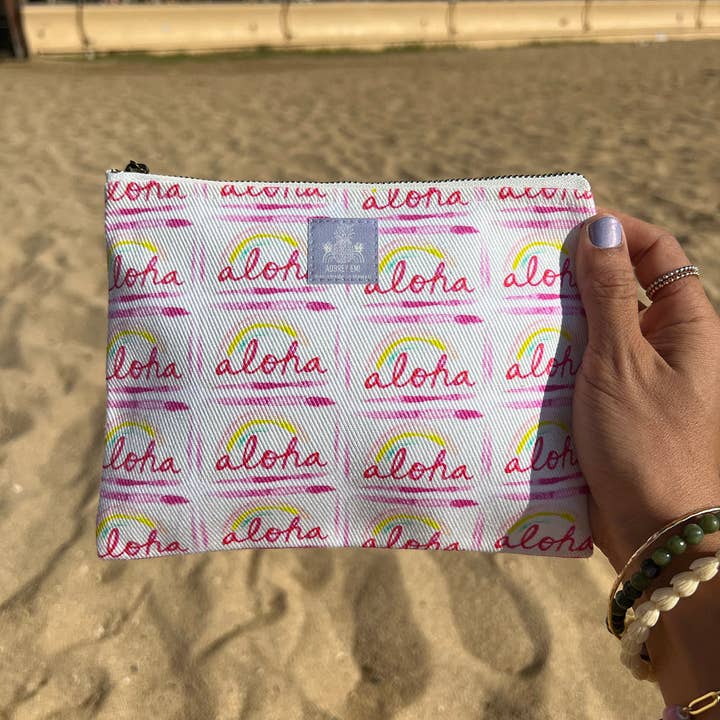 Aloha Regenboog Kentekenplaat - Kleine Tas voor wholesale door Aubrey Emi Designs