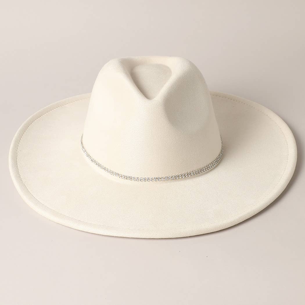 Fashion City – Fedora - Mulher por atacado – Chapéu Fedora de Camurça com Aba Larga e Faixa de Strass6