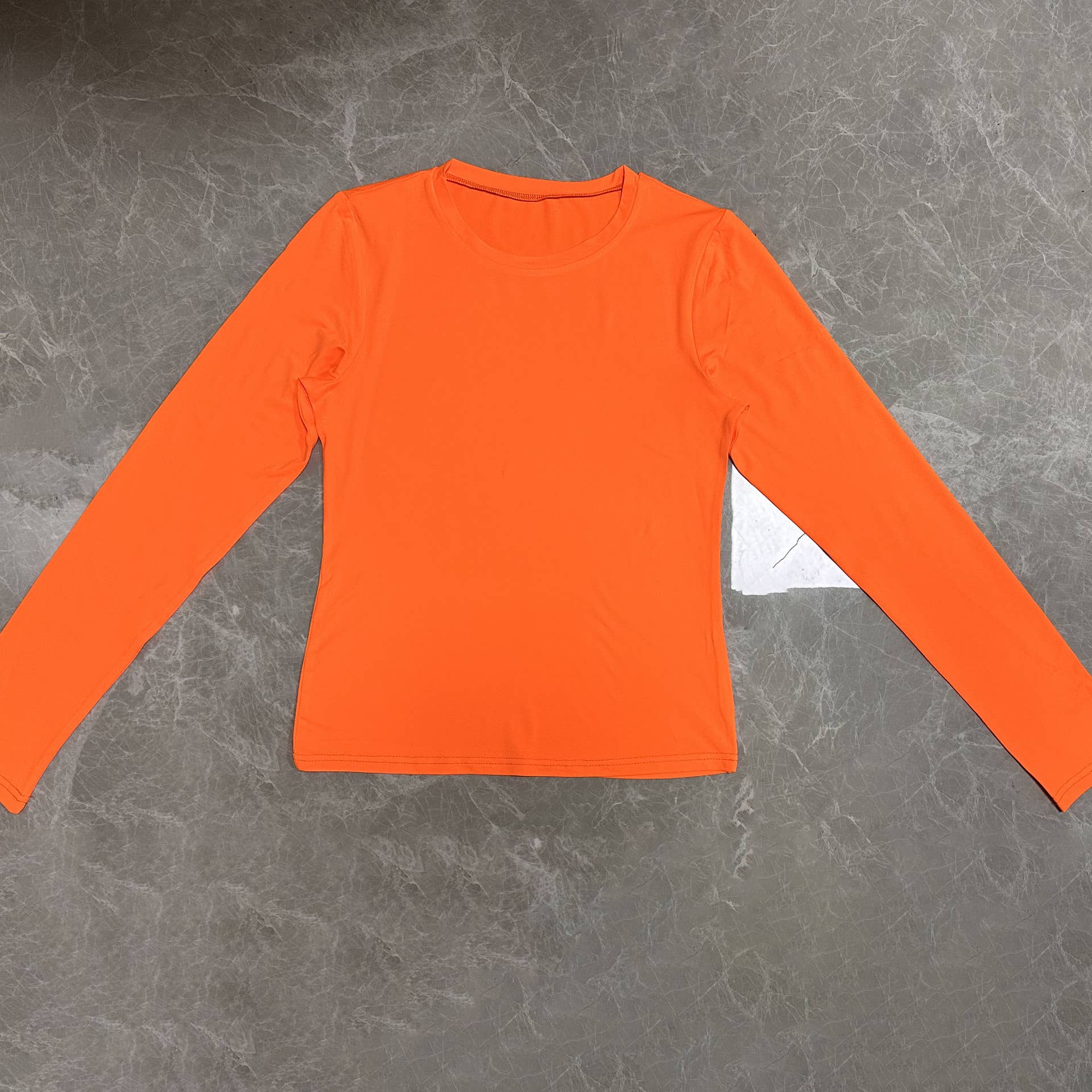 Hope & Sunshine – wholesale T-shirt (utan tryck) – Dam – 43 Färger Solid Slim Topp30