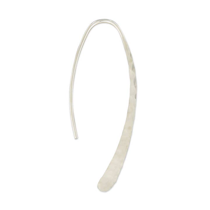 Boucle d'oreille martelée Open Swoop pour la vente par Mark Steel Jewelry