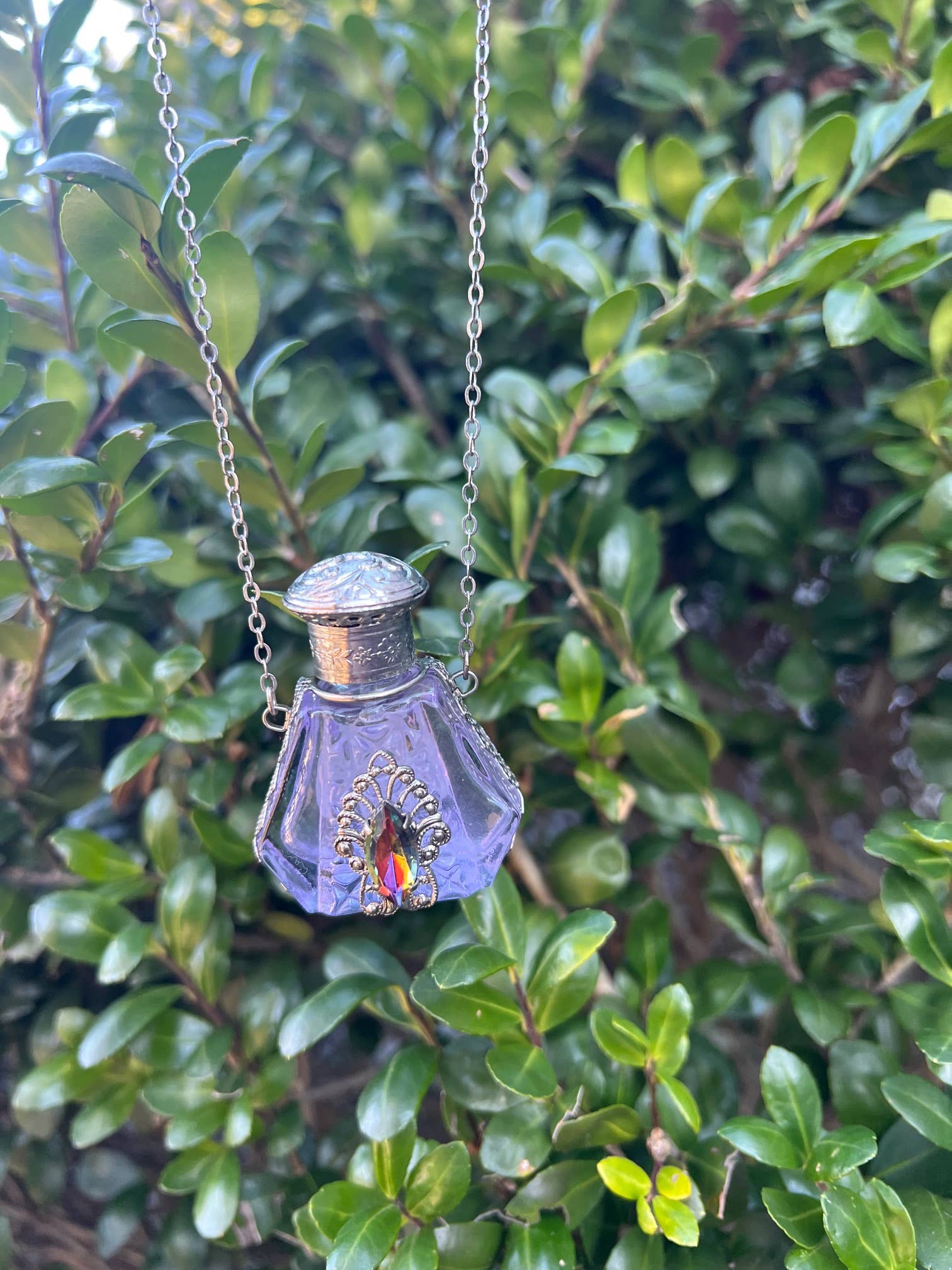 GSZ corporation DBA Gabriella's Gifts - Wholesale Atomizer Bottle - PURPLE/Decorative Jeweled Glass Perfume Bottle Necklace3