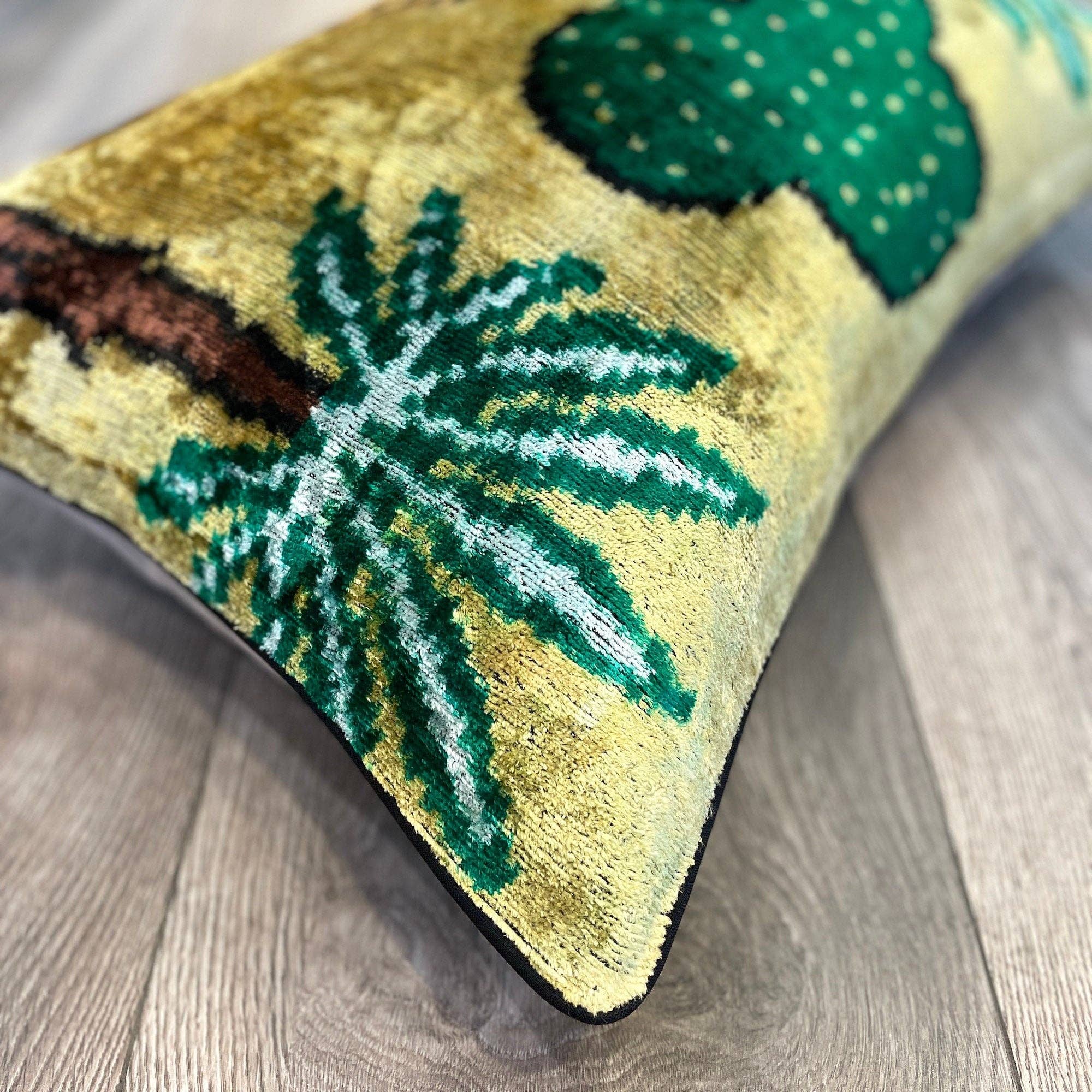 Mila∞Miro by Emelie - Wholesale Throw Pillow Cover - Velvet Ikat Cushion Cheetah | Velvet Ikat Pillow Cheetah1