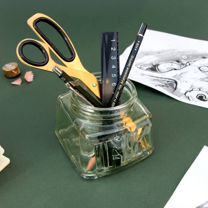 Luckies of London – wholesale Pen & pencil holder – Inkwell Desk Tidy1