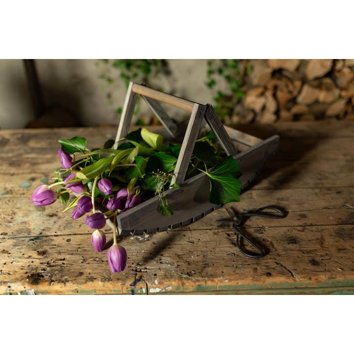 Fallen Fruits Ltd – wholesale Garden tool – NG80 - Wooden Flower Trug Fsc 100%2