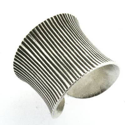 Concave Vertical Stripe Ring for wholesale by Makers & Providers