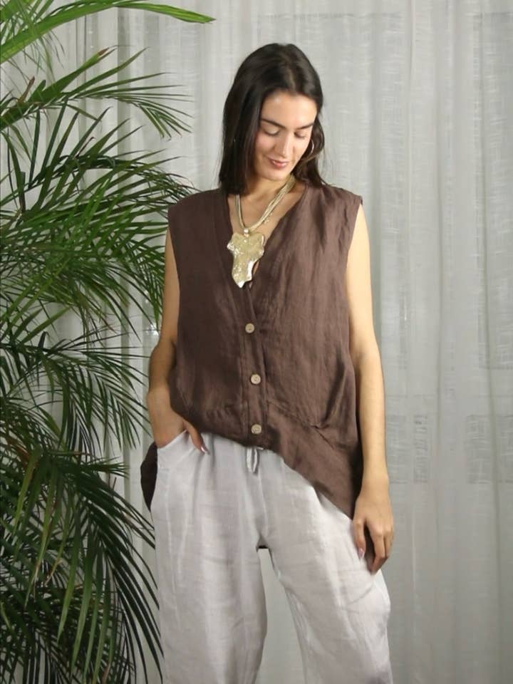 Linen & More - Wholesale Blouse – Women’s - REF 83679 SLEEVELESS BLOUSE 100% LINEN2