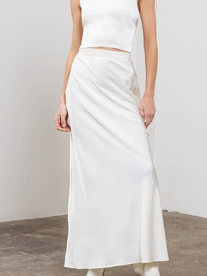 AVORIO GONNA MIDI IN RASO A VITA ALTA in vendita all'ingrosso su Faire0