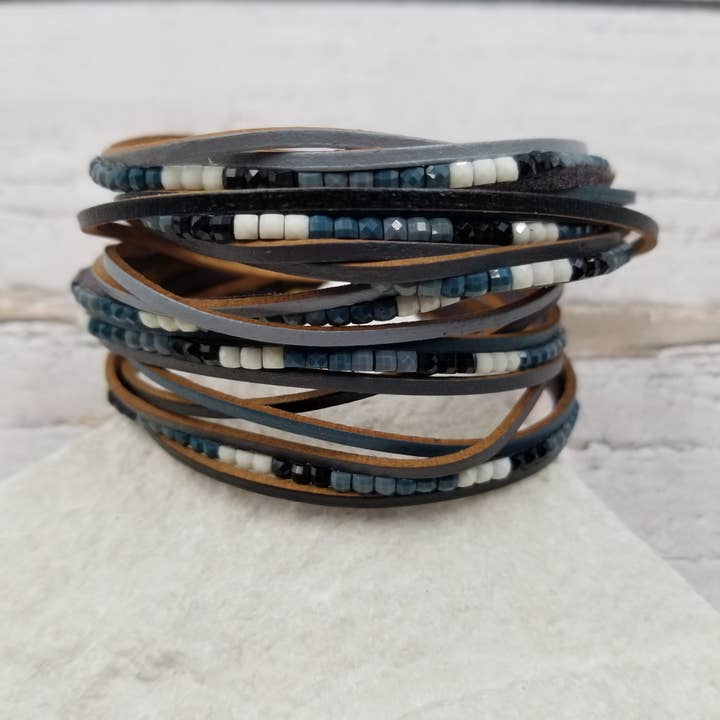 Boho gelaagde kleurrijke leren armband voor wholesale door Treasure Wholesale