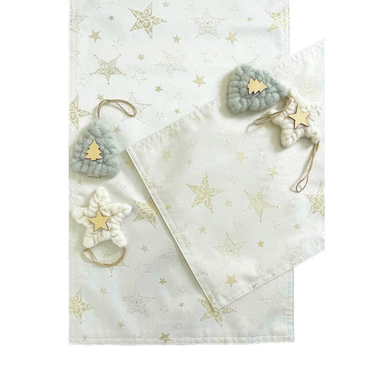 Fennco Styles - Wholesale Table Runner - Holly Star Ivory Holiday Tablecloth Runner Napkin Placemat