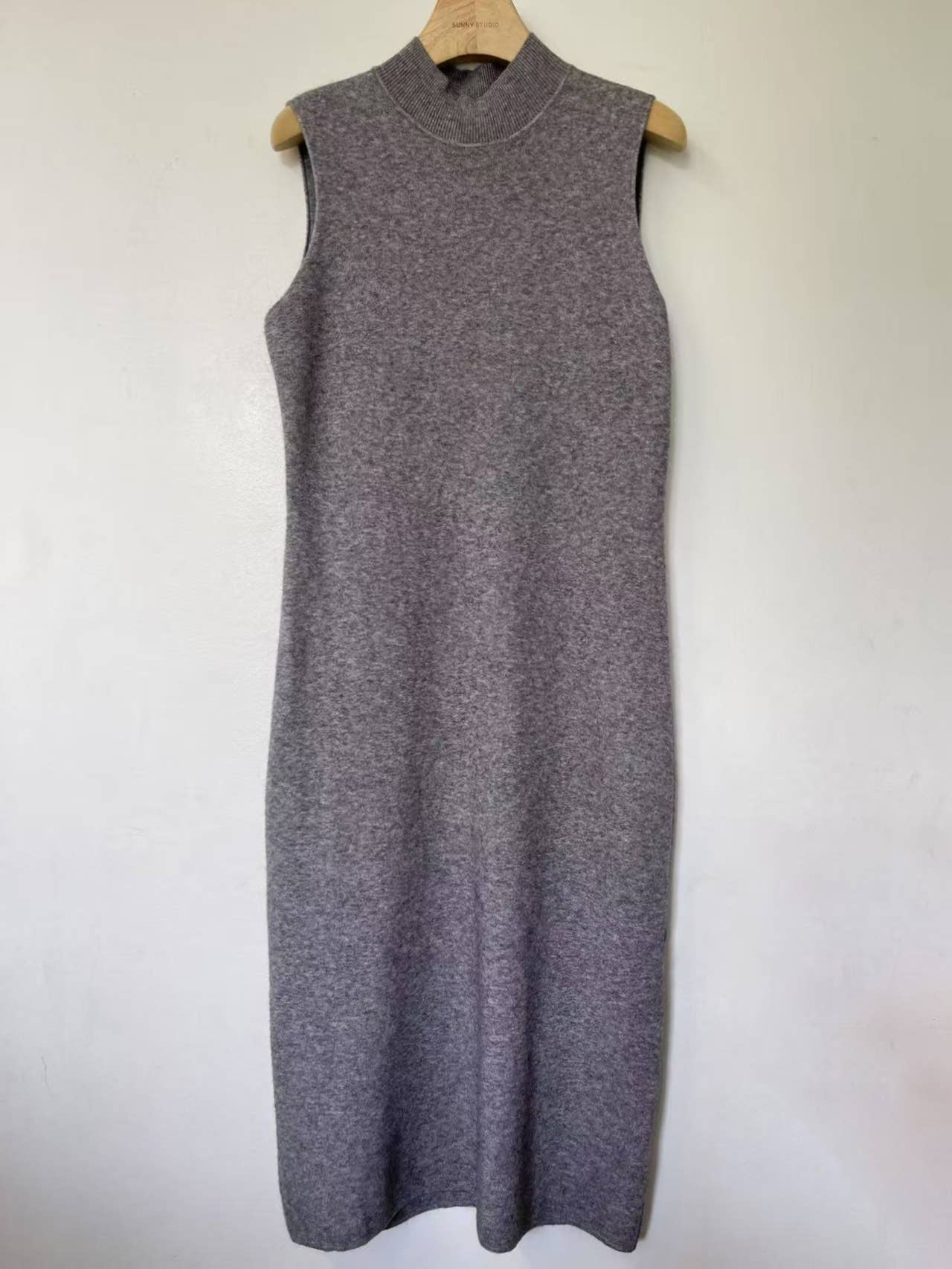 SUNNY STUDIO - Vendita all'ingrosso Vestito - Donna - Abito midi elegante a maniche lunghe2