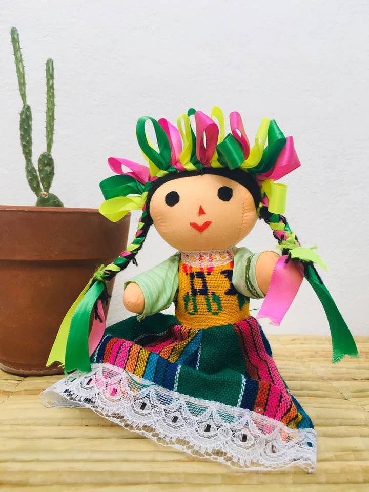 Mexican Small Doll for wholesale by Cielito Lindo