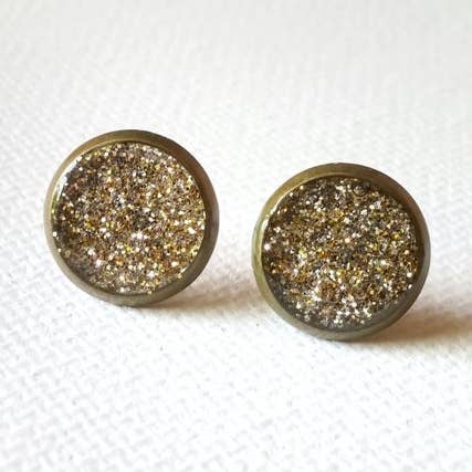 Guld Glitter Studs for engroshandel hos Holey Moley Accessories