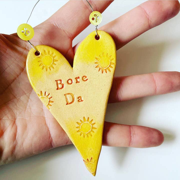 Corazón colgante de cerámica «Buenos días» para venta al por mayor de Love & Lovelier