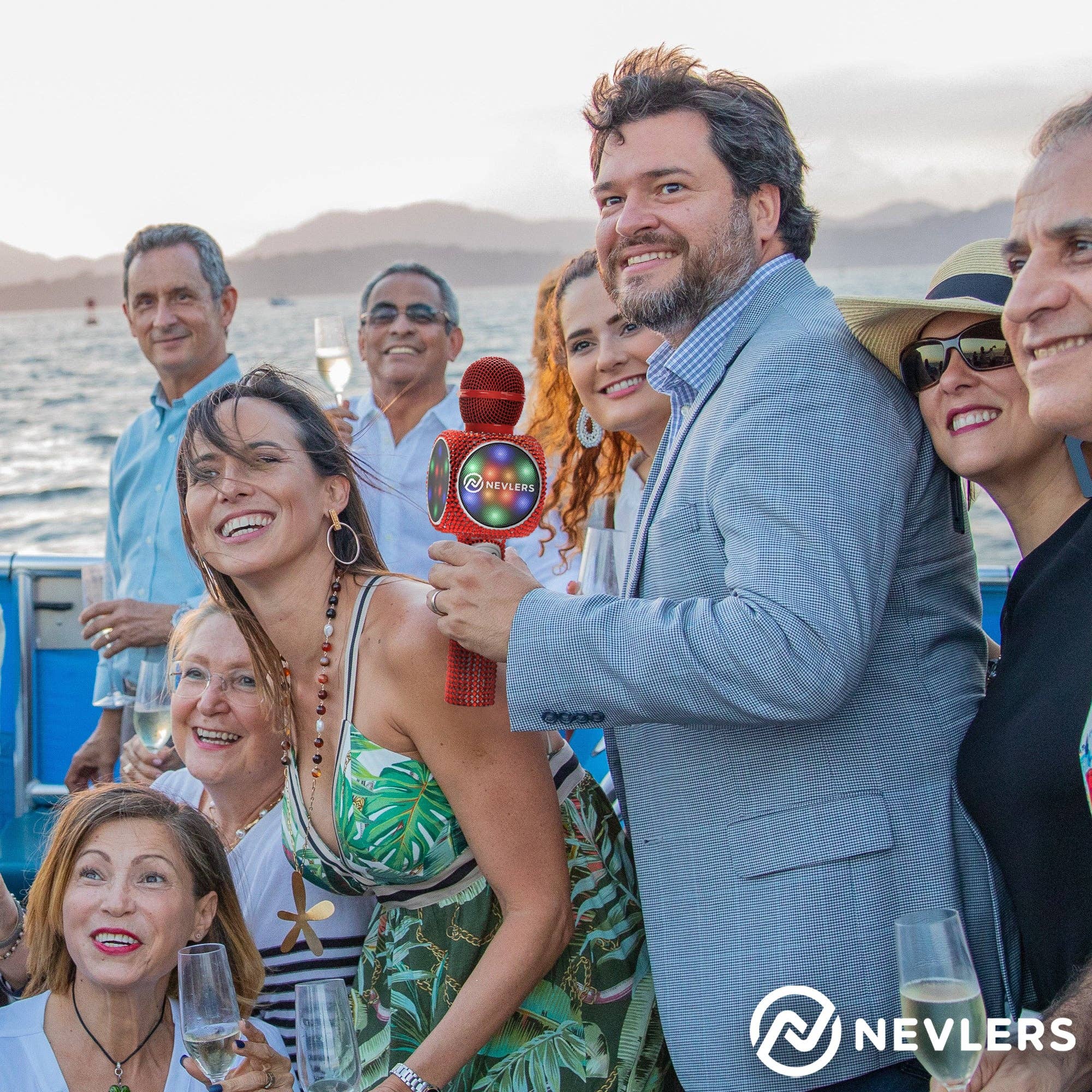 Nevlers – wholesale Speakers – Nevlers Voice Changing Karaoke Microphone - Red Bling6