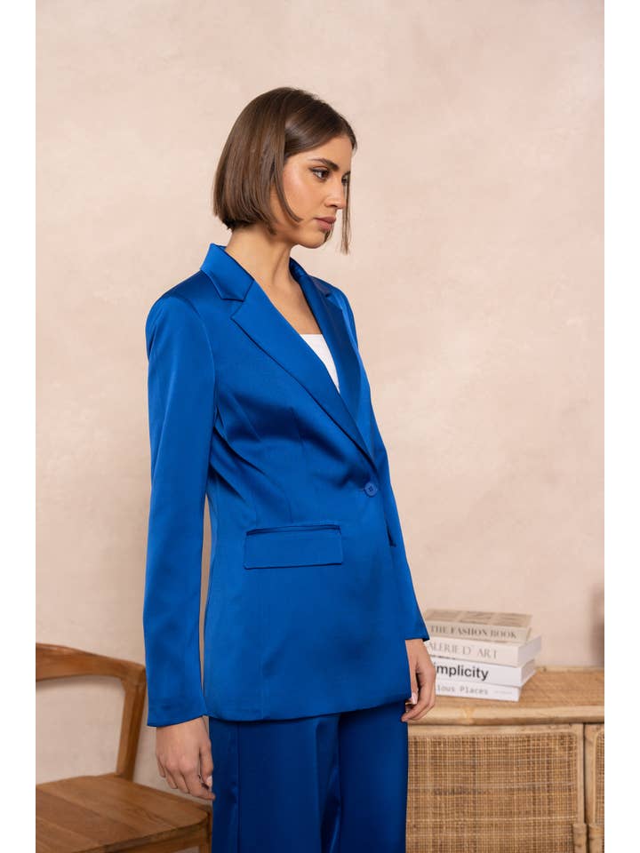Attentif Paris - Vente Veste de tailleur – femme - Veste cintrée unie en satin30