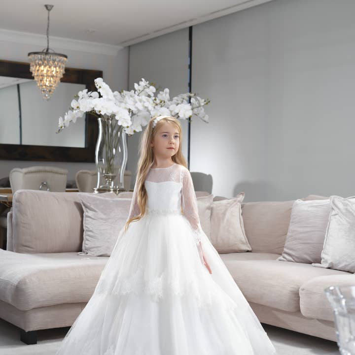 Robe de communion pour fille - Tenue de cérémonie pour la vente par Bajabella