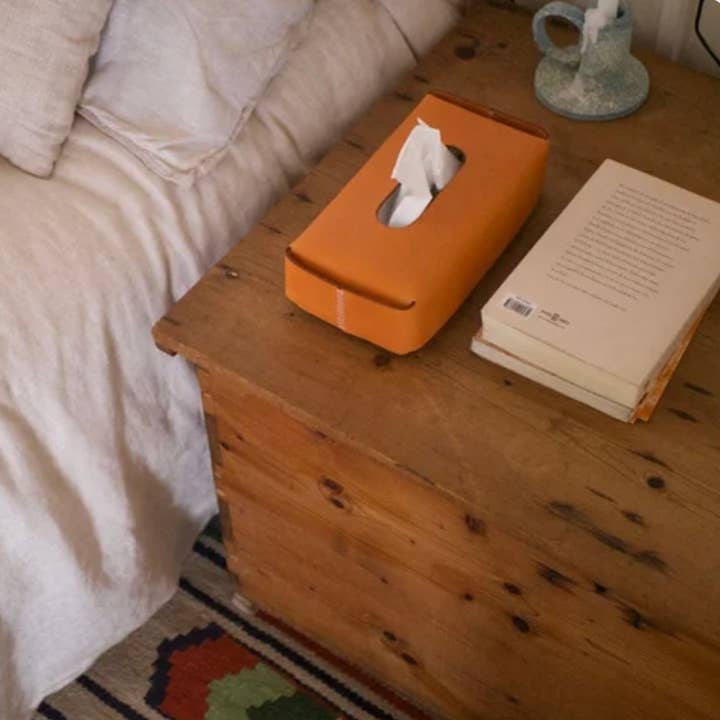 Leather tissue box for wholesale by Huit