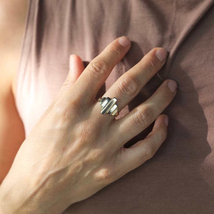 Valmont Ring for wholesale by Meyelo