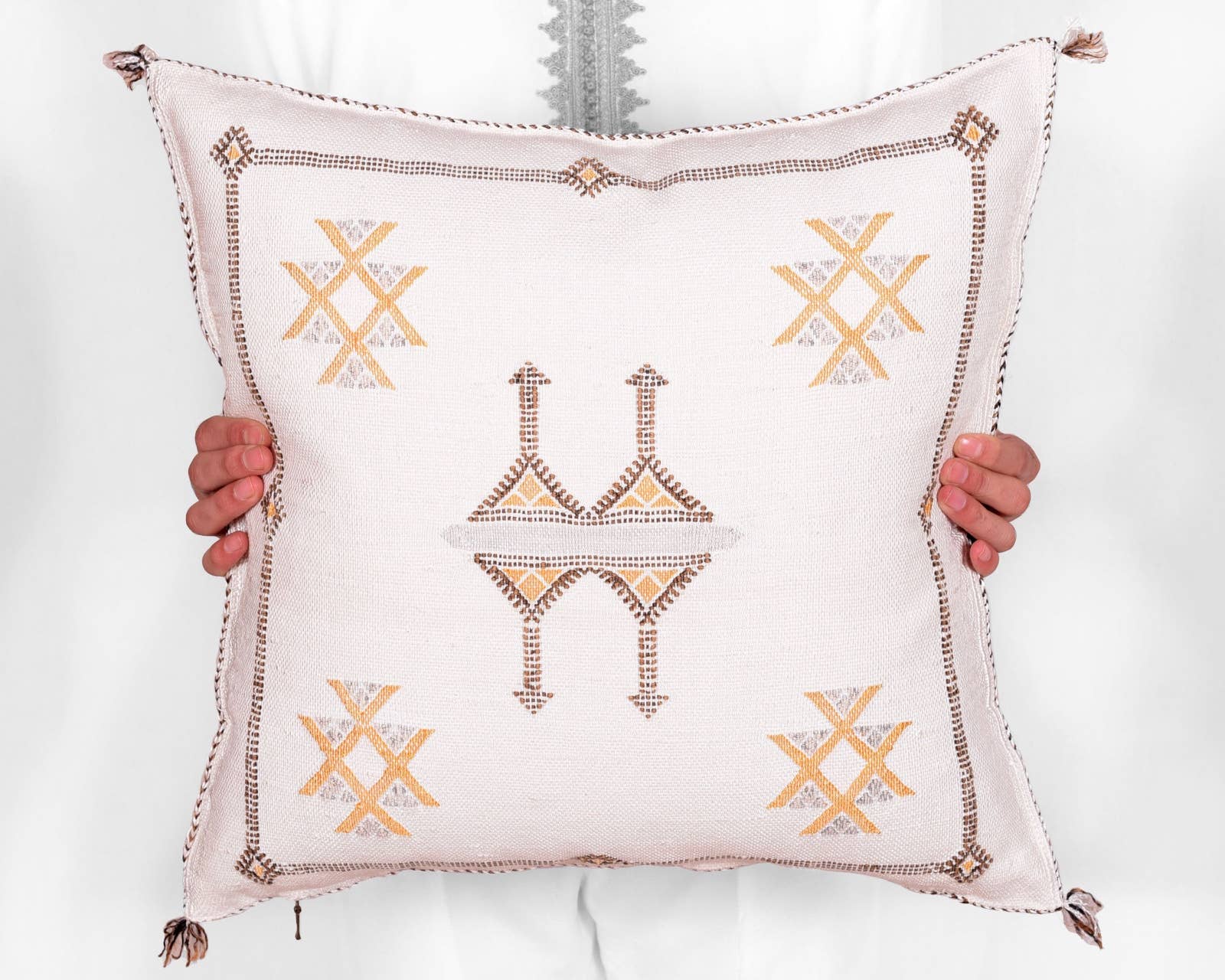 Simply Moroccan - Wholesale Throw/Decorative Pillow -  Moroccan Cactus Silk Pillows 11