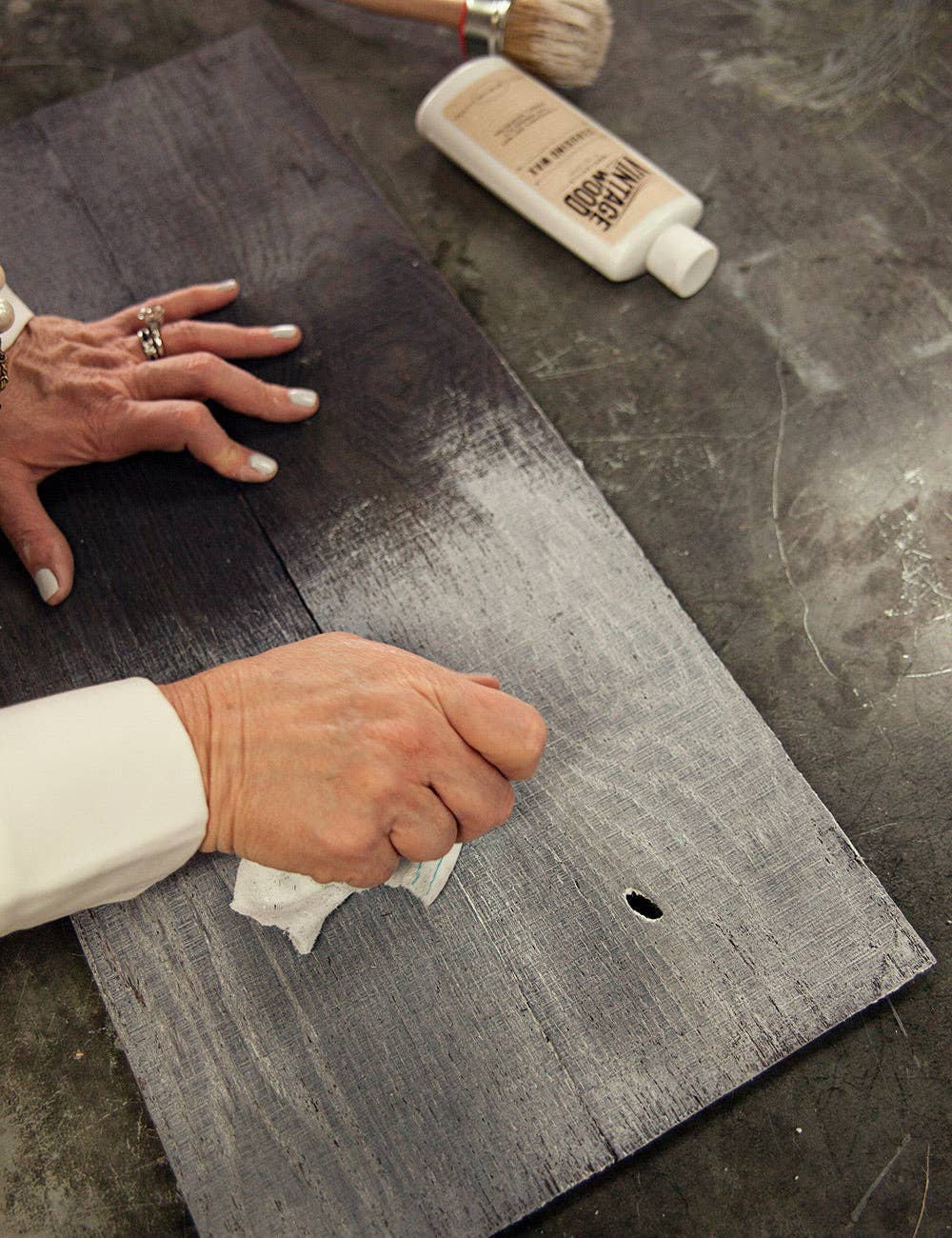 Amy Howard at Home - Wholesale Furniture Wax/Paint - Cerusing Wax4