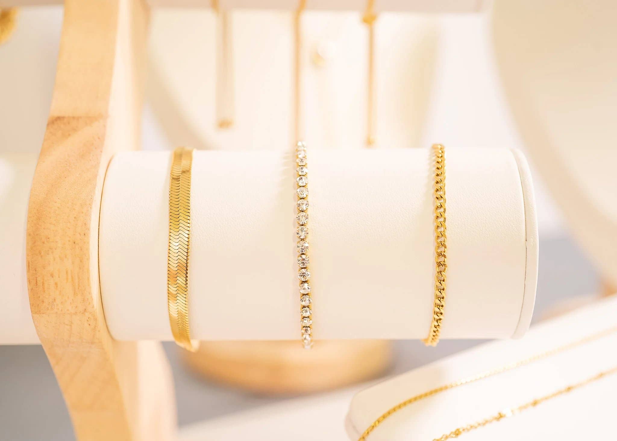 WJW - Venta al por mayor Pulseras de cadenas y eslabones - Pulsera de cadena tipo cubana de acero inoxidable con PVD de oro de 18 quilates y corte de diamante12