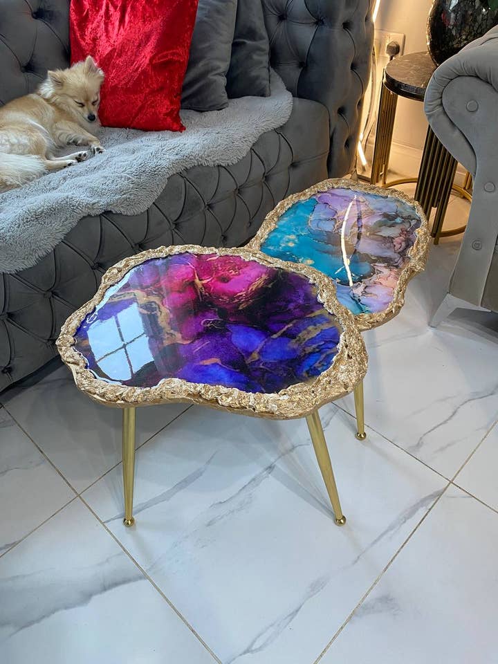 2 grandes tables gigognes faites à la main en époxy art Geode, café/accompagnement ( pour la vente par SamshineDesign