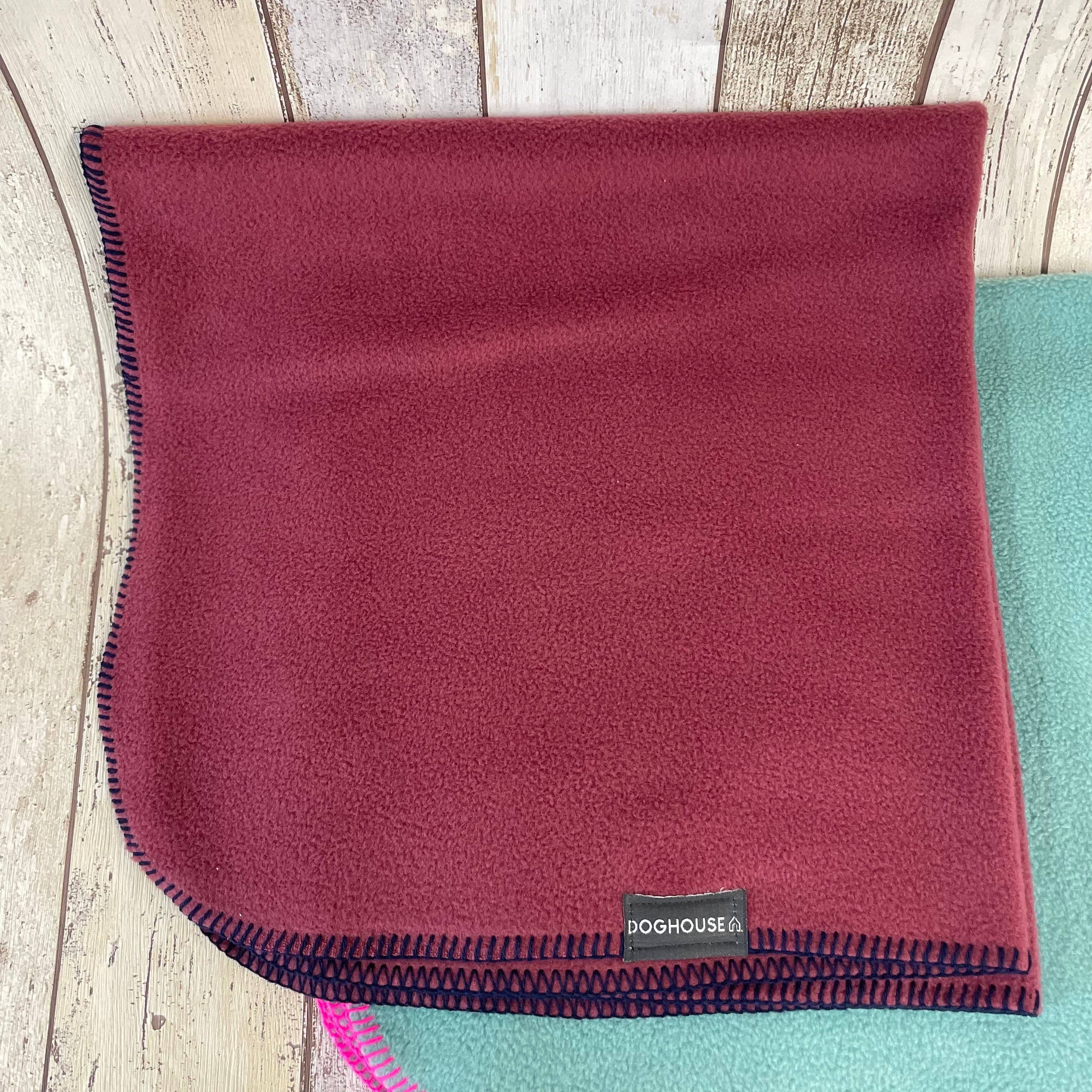 Doghouse - Wholesale Pet blanket – Dog - Doghouse Stitched Blankets for Dogs11