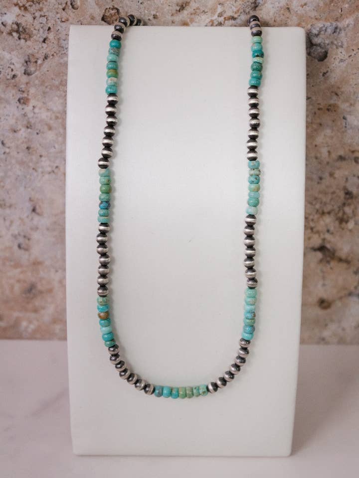 Collana con grappolo di lastre turchesi e perla del deserto per la vendita all'ingrosso da parte di Krush Kandy