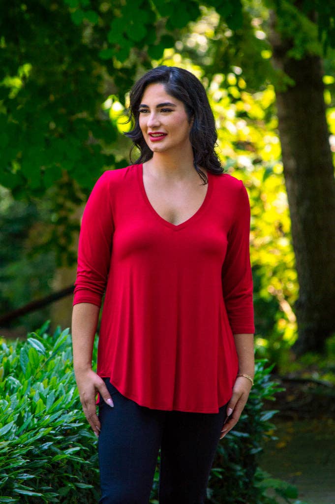 Blue Sky Clothing Co LLC - Vente Tunique – femme - Jackie 3/4 Haut, Rouge à lèvres, Bambou1