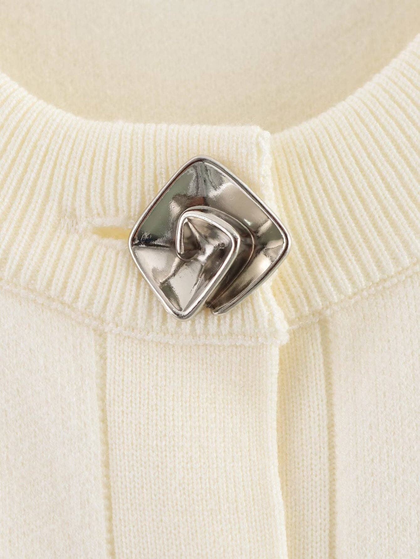 Beige 2-teilige Outfits Strick-Crop-Pullover Minirock-Set DP25F723 für den Großhandel auf Faire6