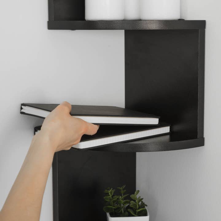 Danya B – Großhandel Wandregale – Großes Eckregal für Wandmontage aus Laminat