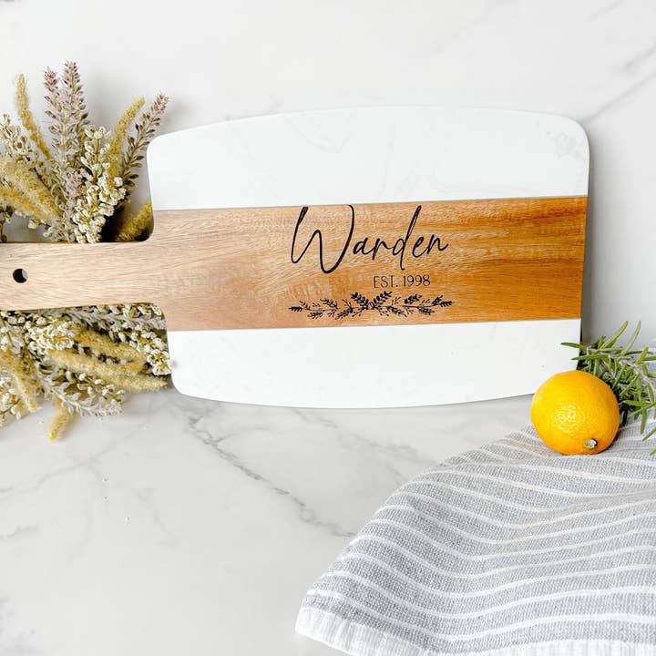 Woobie Beans Jewelry, Gifts & Apparel – wholesale Skärbräda – Personlig skärbräda och underlägg i trä och marmor