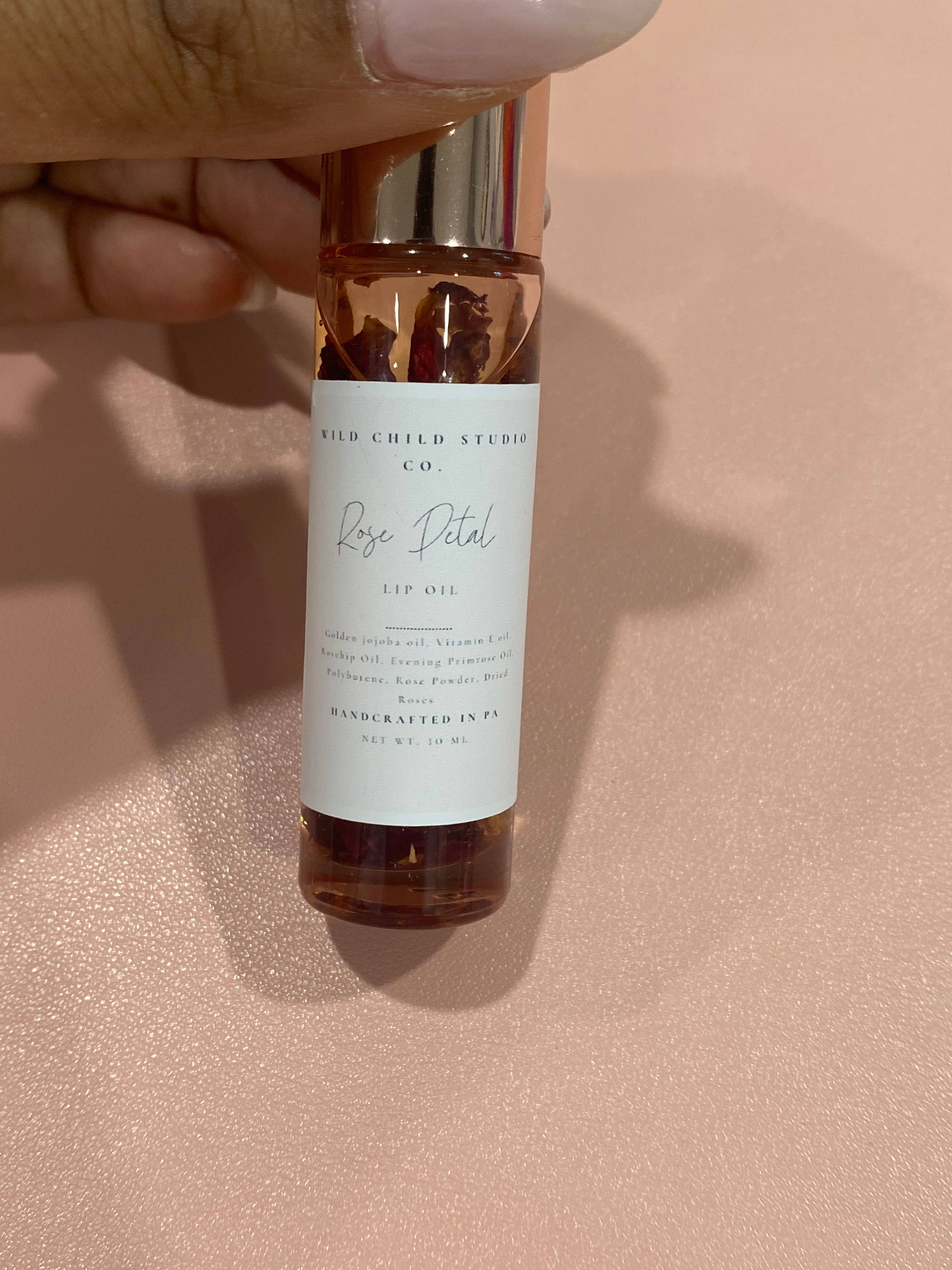 Wild Child Studio Co - Vendita all'ingrosso Lucidalabbra - Olio per labbra alla rosa, olio idratante per labbra3