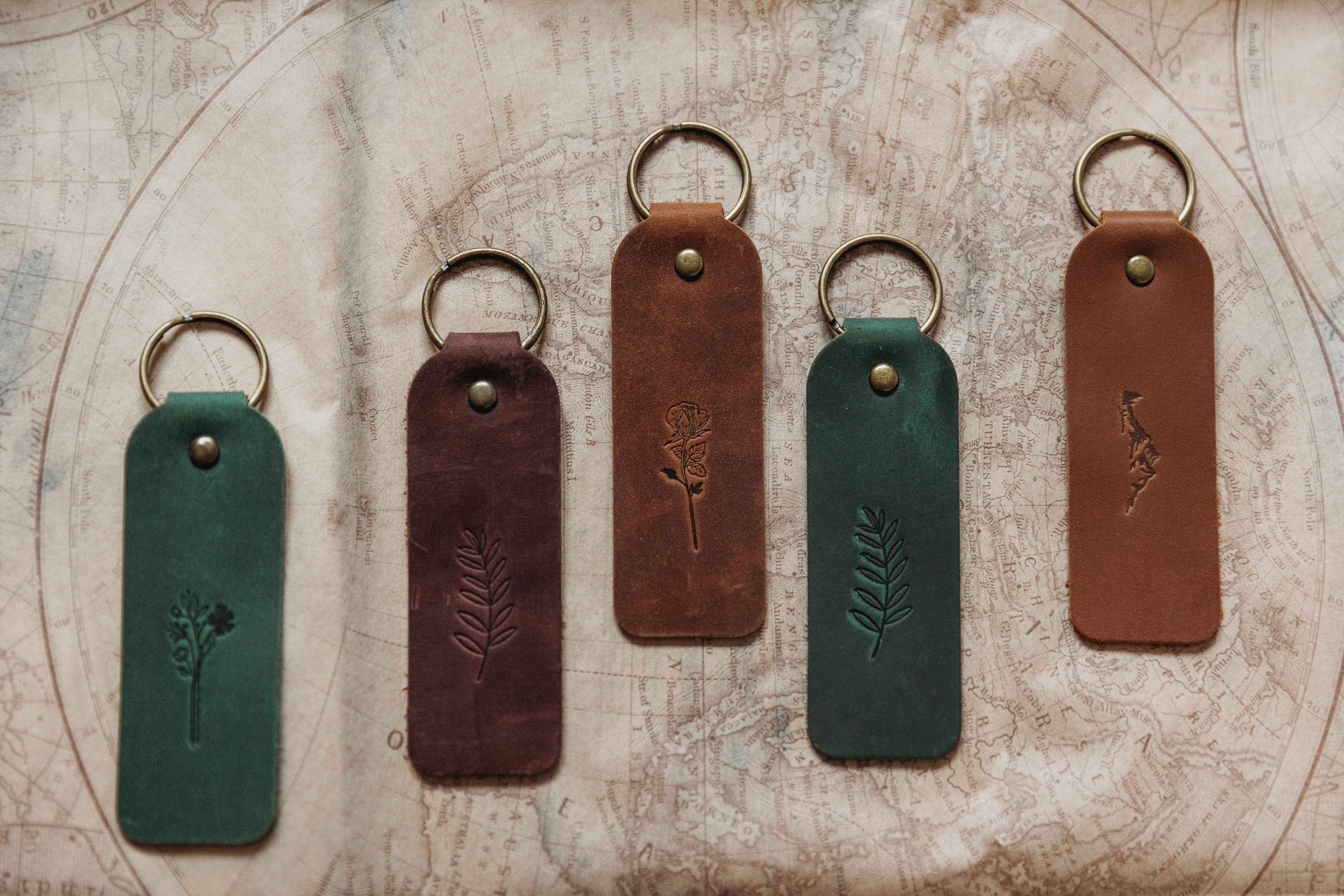 Lucas Ruth - Wholesale Keychain - Unisex - Floral Leather Keyrings Key Fobs3