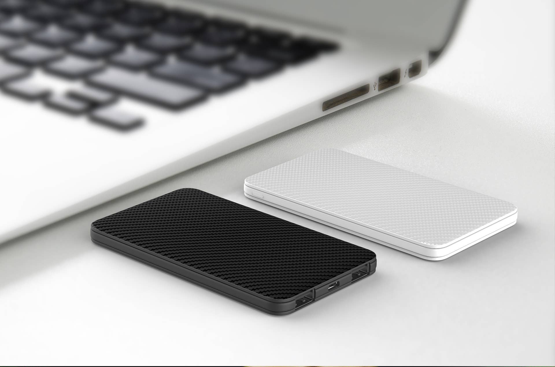 White Power Bank ELOOP E30 5000mAh, Black for wholesale on Faire11