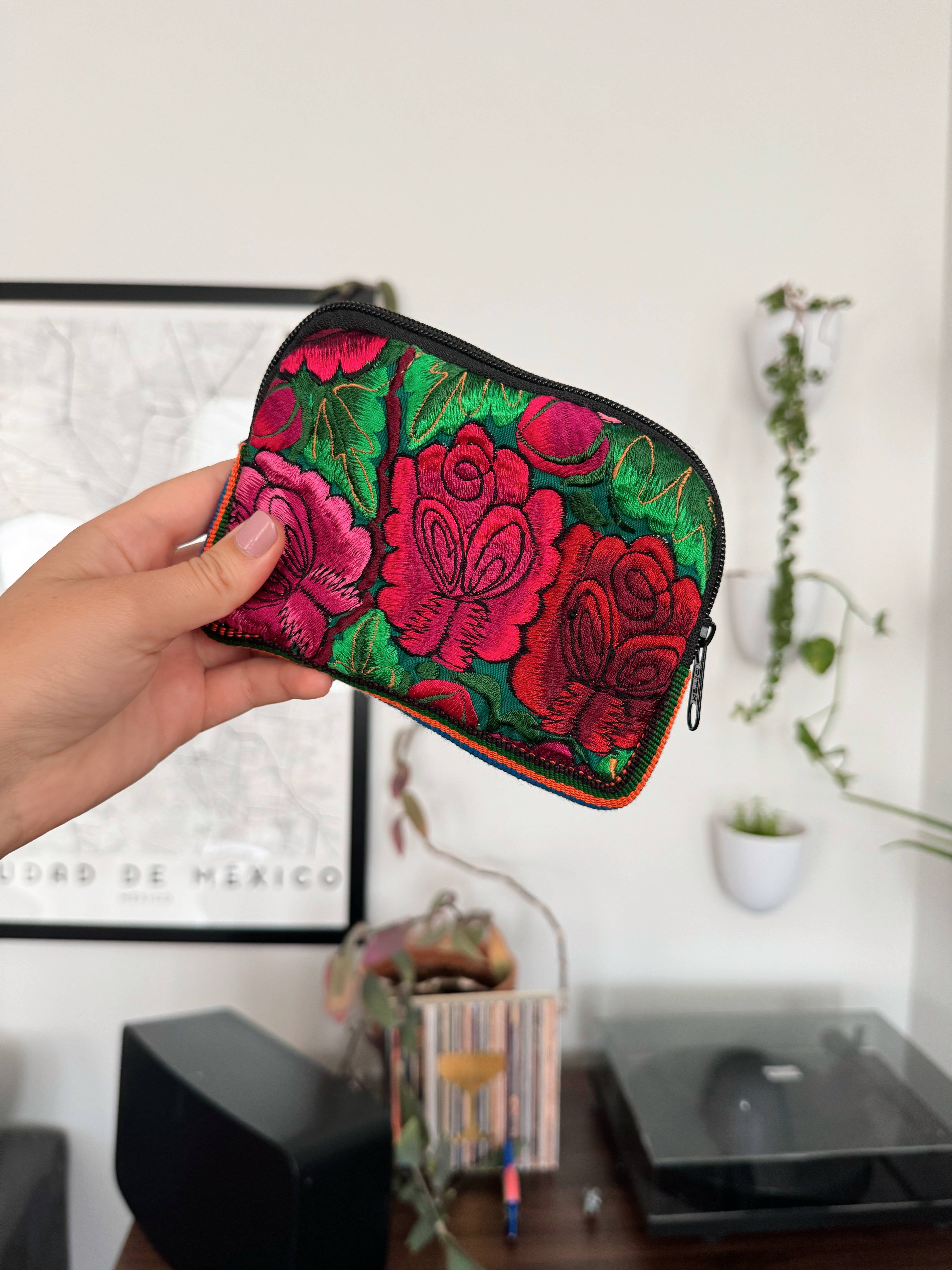 Pura Vida - Wholesale Makeup/Cosmetic Bag - Small Mexican Embroidered Flowers Cosmetic Bag | Boho Bag5