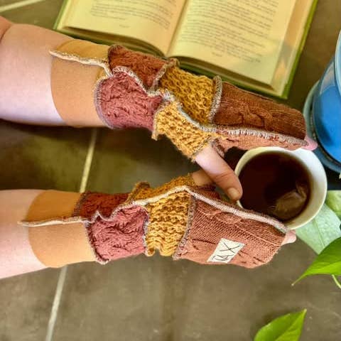 Jax Upcycled - Wholesale Gloves - Women's - Upcycled Unisex Fingerless Gloves choose the vibe color20