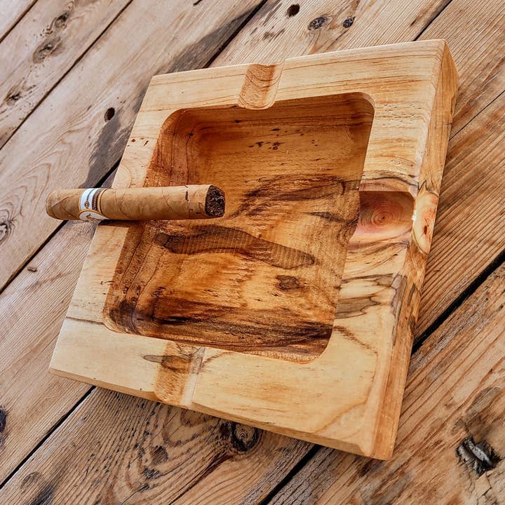 Vit cederskönhet! 392024WC1 för wholesale av The Gant Collective