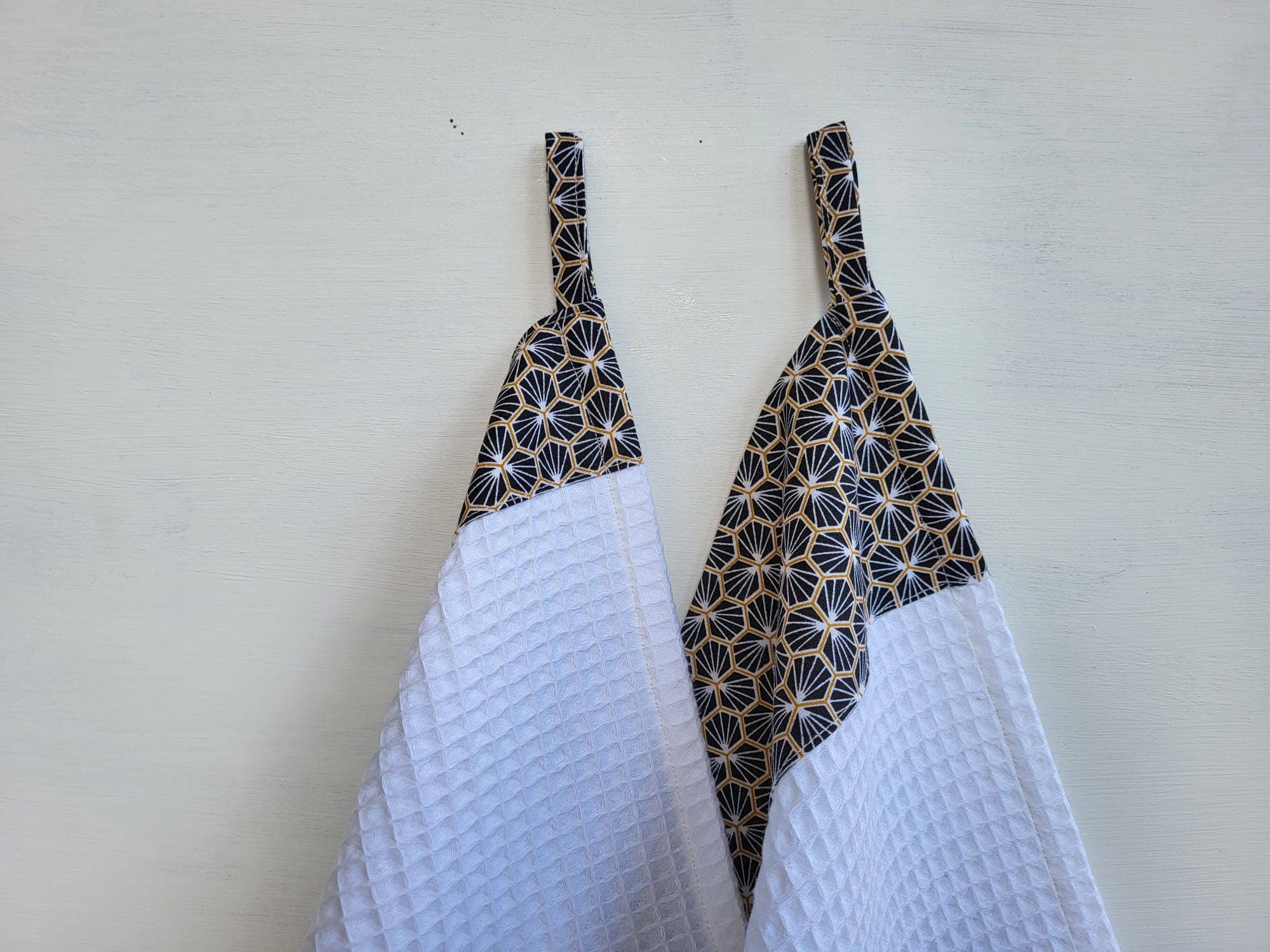 NS par Nathalie SEVE - Wholesale Tea Towel - Honeycomb Kitchen Towels, “Riad” Print7