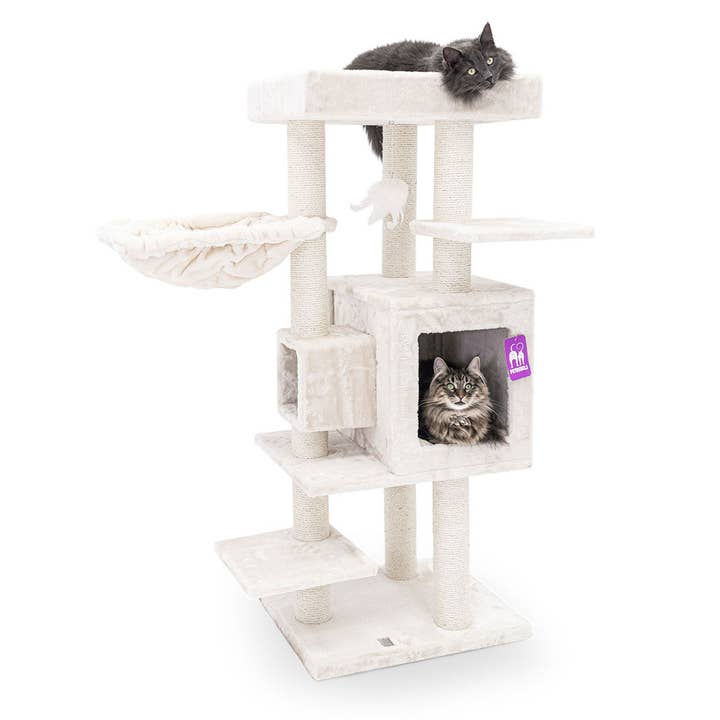 Lords and Labradors - Wholesale Pet Scratcher - Cat - Kings & Queens Cleopatra 134cm Cat Tree