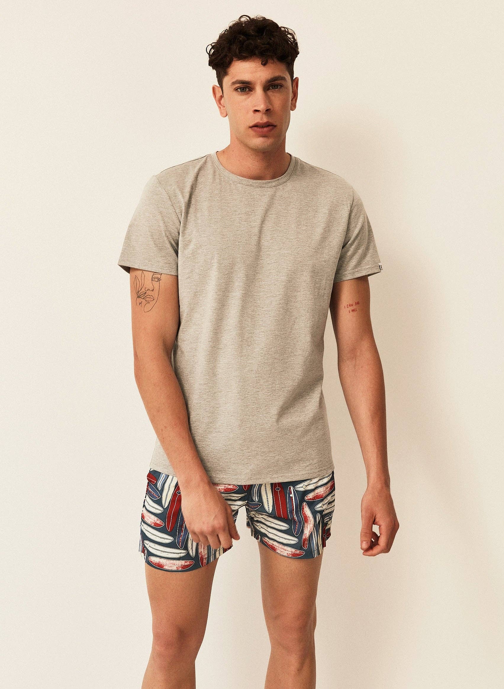 Double M - Wholesale T-Shirt - Men's - GRAY T-SHIRT2