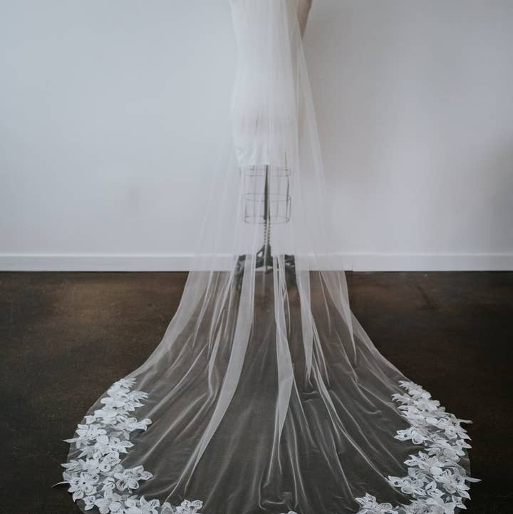 Brides and Belts - Wholesale Veil - Women's - Cathedral Length Handmade Lace Veil in Off-White0