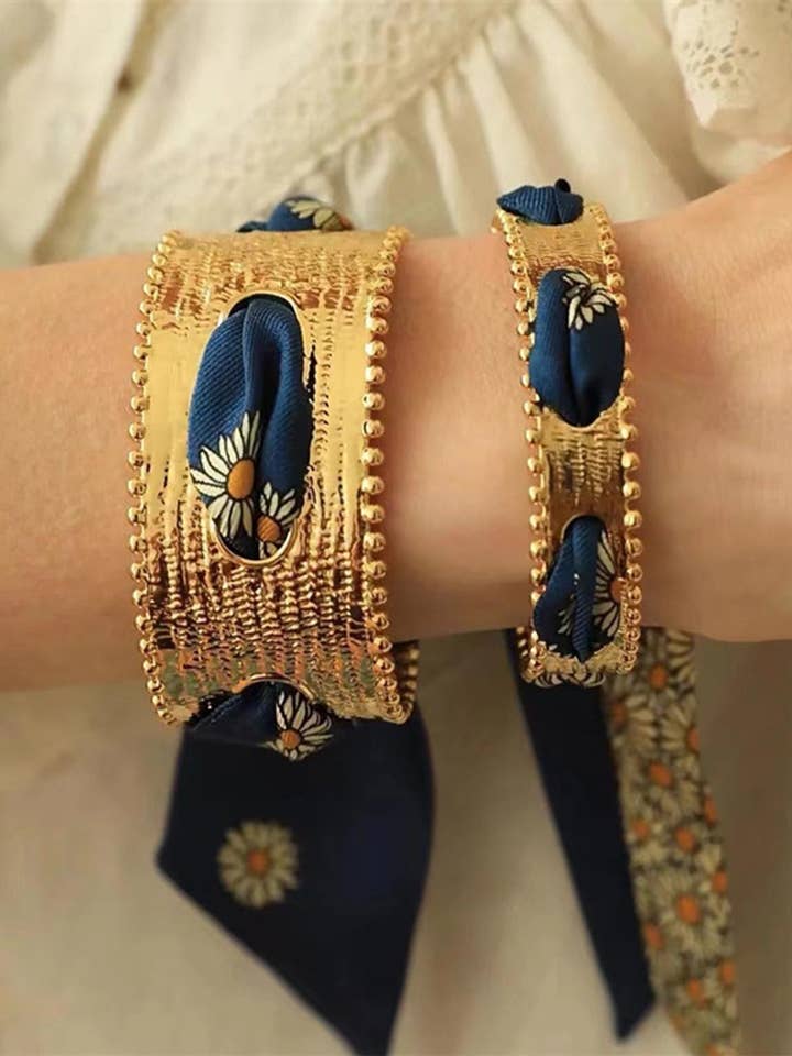 Vintage Matte Gold Open Bangle Bracelet DP25F805 for wholesale by Dipped Shop